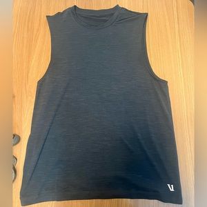 Vuori Tank Top (zephyr muscle tee)